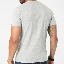 Nouveau ✔️ Lot De 2 Tee 👕 Shirts TS01MCLOGO Gris Chiné Noir de Schott NYC 🌟 9 Nouveau ✔️ Lot De 2 Tee 👕 Shirts TS01MCLOGO Gris Chiné Noir de Schott NYC 🌟 -Schott NYC Soldes schott nyc 273927 TS01MCLOGO BLACK HGREY 20210812T162926 04