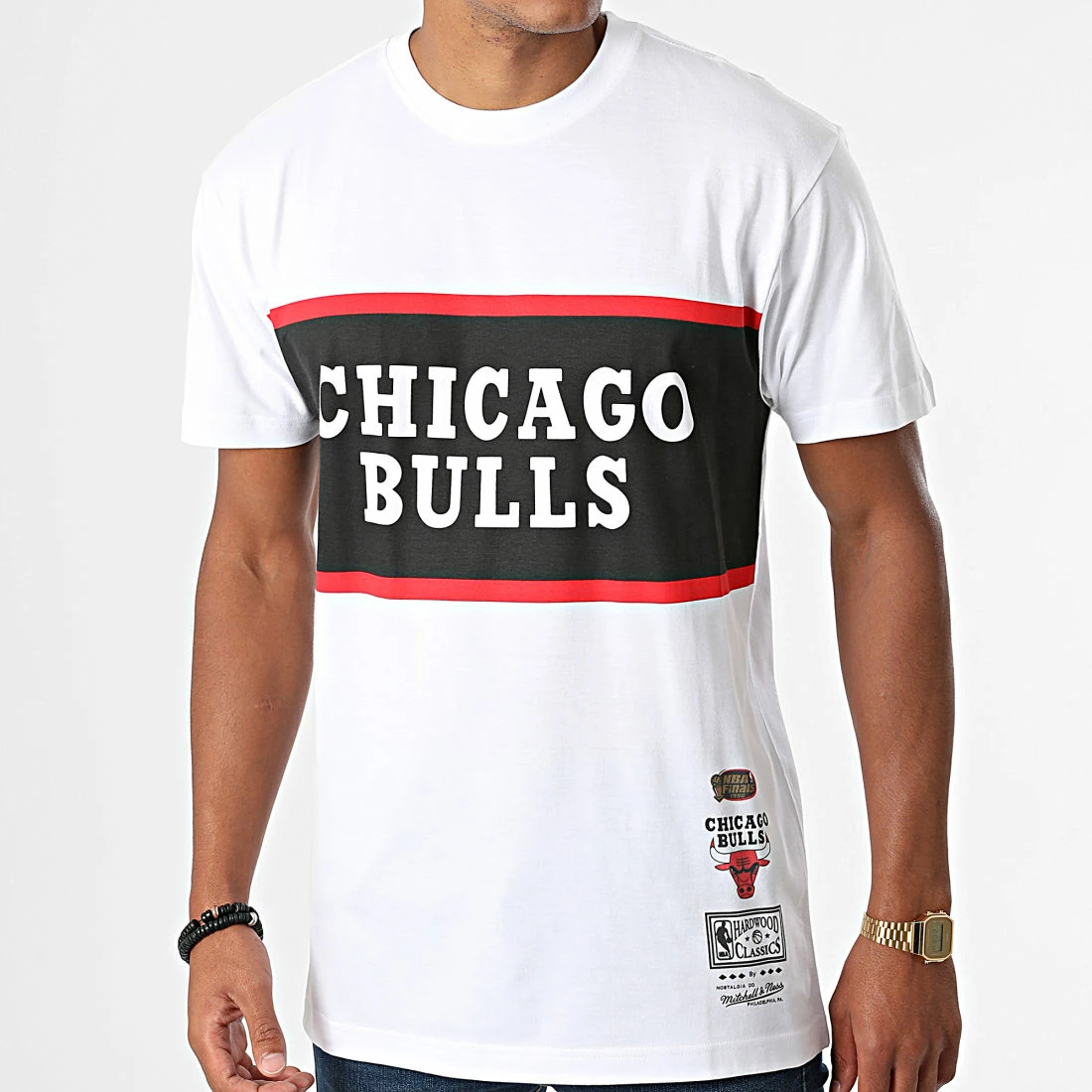 Coupon 👍 Tee 👕 Shirt Chicago Bulls Block Blanc de Mitchell and Ness 💯 3 Coupon 👍 Tee 👕 Shirt Chicago Bulls Block Blanc de Mitchell and Ness 💯