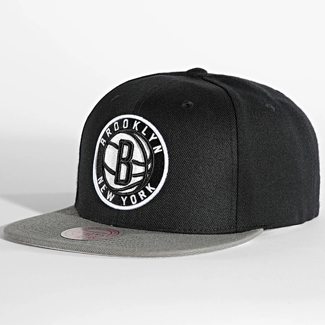 Meilleur prix ⭐ Casquette Snapback Team 2 Tone 2 Brooklyn Nets Noir de Mitchell and Ness 🤩 3 Meilleur prix ⭐ Casquette Snapback Team 2 Tone 2 Brooklyn Nets Noir de Mitchell and Ness 🤩
