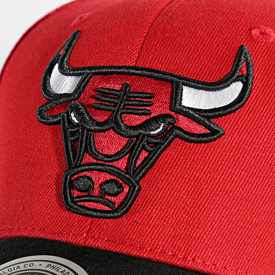 Offres ⌛ Casquette Team 2 Tone 2 Stretch Chicago Bulls Rouge de Mitchell and Ness 😉 4 Offres ⌛ Casquette Team 2 Tone 2 Stretch Chicago Bulls Rouge de Mitchell and Ness 😉 – Image 2