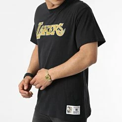 Meilleur prix 🔥 Tee 👚 Shirt Legendary Slub TCRW1221 Noir de Mitchell and Ness 😍 -Schott NYC Soldes mitchell and ness 314336 TCRW1221 LAL YYPPPBLCK 20220422T100406 03