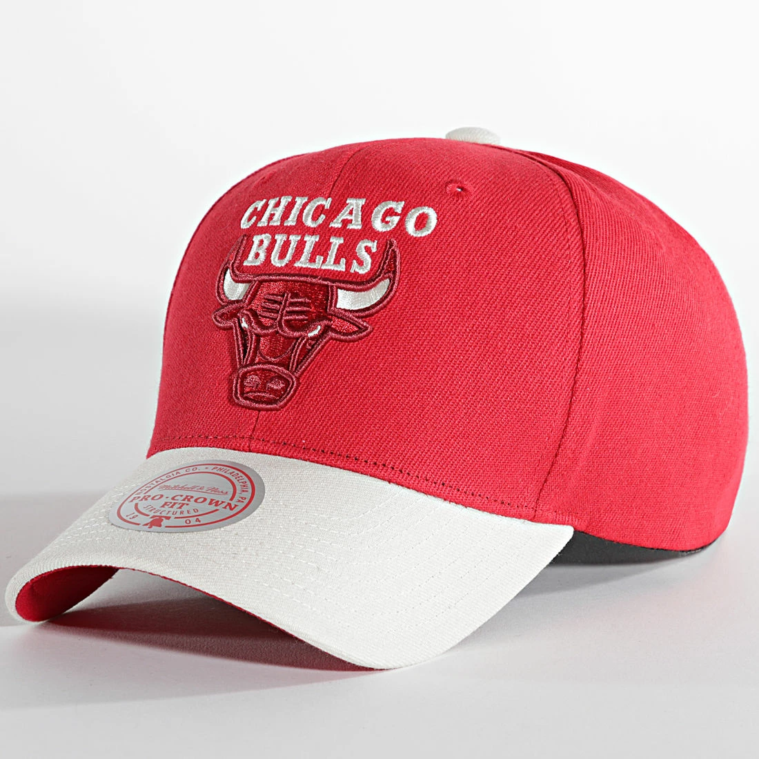 Vente flash ❤️ Casquette Snapback Off Team Chicago Bulls Rouge de Mitchell and Ness 👏 3 Vente flash ❤️ Casquette Snapback Off Team Chicago Bulls Rouge de Mitchell and Ness 👏