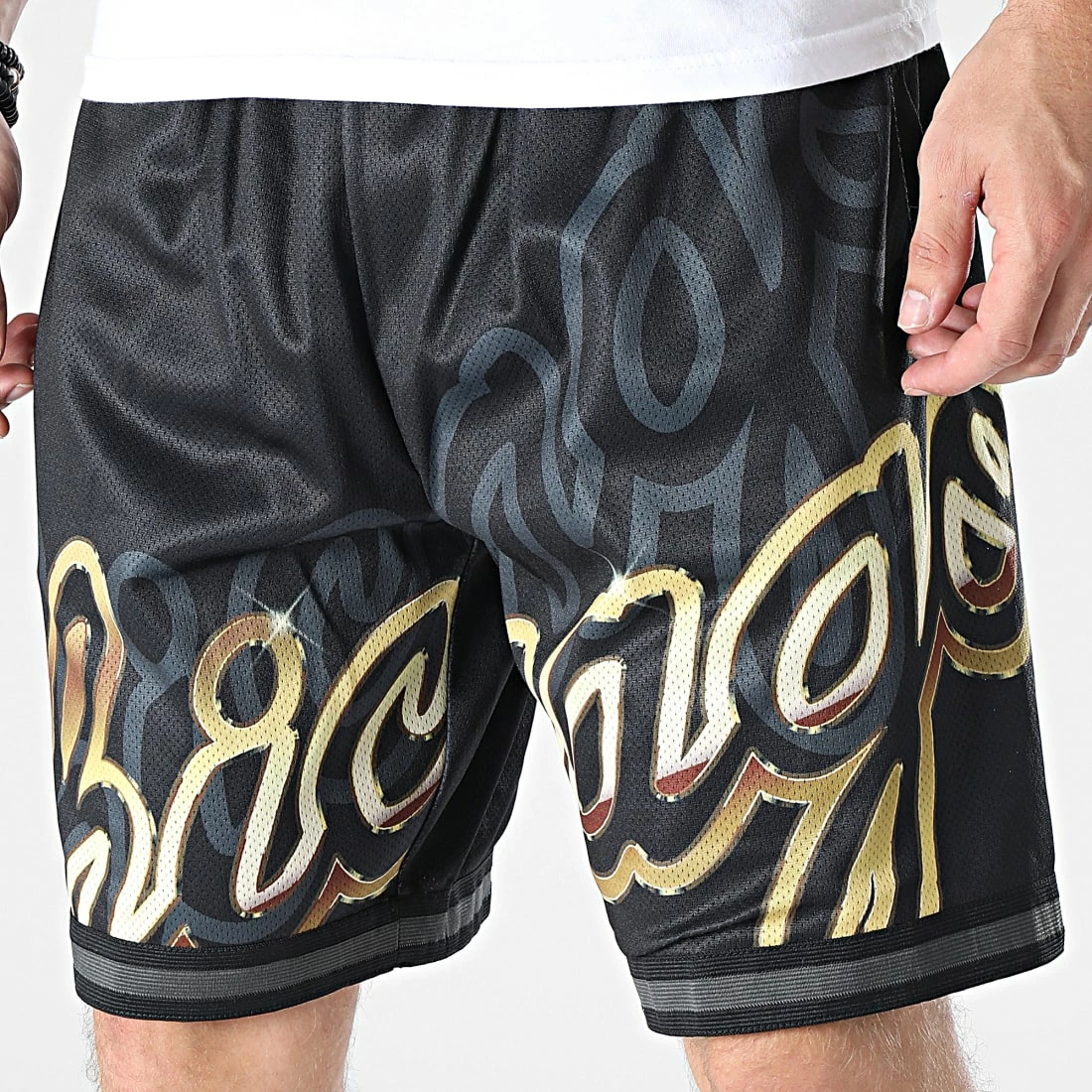 Le moins cher 😀 Short Jogging BigFace Chicago Bulls Noir de Mitchell and Ness 🎁 3 Le moins cher 😀 Short Jogging BigFace Chicago Bulls Noir de Mitchell and Ness 🎁