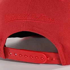 Top 10 ❤️ Casquette Snapback Monochromatic Chicago Bulls Rouge de Mitchell and Ness ⭐ -Schott NYC Soldes mitchell and ness 327026 HHSS3482 CBU YYPPPRED1 20220711T160341 03
