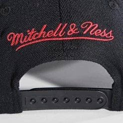 Top 10 💯 Casquette International Chicago Bulls Noir de Mitchell and Ness ❤️ 8 Top 10 💯 Casquette International Chicago Bulls Noir de Mitchell and Ness ❤️ -Schott NYC Soldes mitchell and ness 329333 HHSSINTL102 CBU YYPPPBLCK 20220729T152209 03