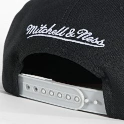 Meilleure vente 👏 Casquette Snapback Core Basic Chicago Bulls Noir Gris de Mitchell and Ness ✨ -Schott NYC Soldes mitchell and ness 337235 6HSSJS19079 CBU BKGY 20220919T145036 04