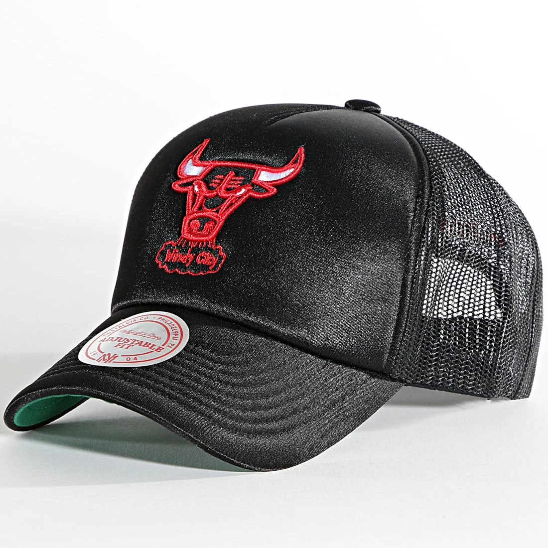Tout neuf 🧨 Casquette Trucker NBA Basic Chicago Bulls Noir de Mitchell and Ness 💯 3 Tout neuf 🧨 Casquette Trucker NBA Basic Chicago Bulls Noir de Mitchell and Ness 💯