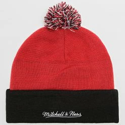 Tout neuf 😉 Bonnet Double Take Chicago Bulls Rouge Noir de Mitchell and Ness 🛒 -Schott NYC Soldes mitchell and ness 342016 KTPCSH22003 CBU RED1 20221011T152250 04