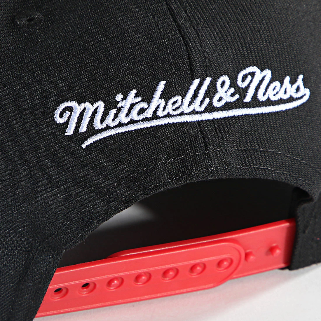 Acheter 😀 Casquette Snapback Logo Bill Chicago Bulls Noir de Mitchell and Ness ⌛ 5 Acheter 😀 Casquette Snapback Logo Bill Chicago Bulls Noir de Mitchell and Ness ⌛ – Image 3