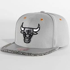 De gros ✔️ Casquette Snapback Chicago Bulls HHSS4373 Gris de Mitchell and Ness 🎁