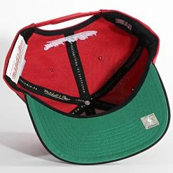 Vente flash 🥰 Casquette Snapback Chicago Bulls HHSS4772 Rouge Noir de Mitchell and Ness 🛒 -Schott NYC Soldes mitchell and ness 346250 HHSS4772 CBU YYPPPRDBK 20221111T160609 04
