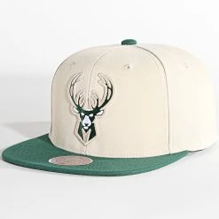 Offres 🧨 Casquette Snapback Core Basic Milwaukee Bucks Beige de Mitchell and Ness 😉