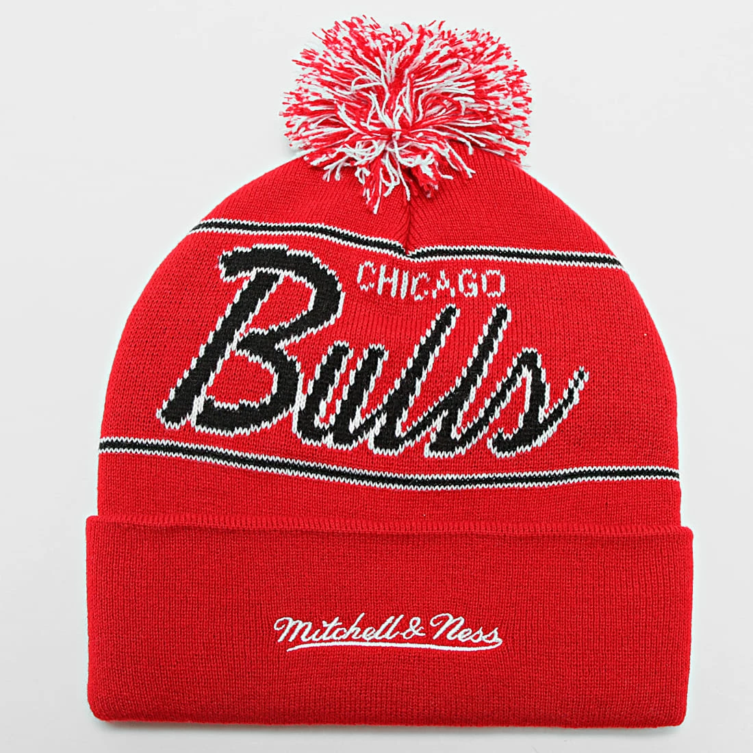 De gros 😉 Bonnet Script Pom Chicago Bulls Rouge de Mitchell and Ness 🌟 6 De gros 😉 Bonnet Script Pom Chicago Bulls Rouge de Mitchell and Ness 🌟 – Image 4