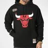 Vente flash 🔔 Sweat Capuche Chicago Bulls Noir de Mitchell and Ness ⭐ -Schott NYC Soldes mitchell and ness 348469 HDSSINTL1050 CBU BLCK 20221124T143405 01