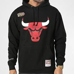 Vente flash 🔔 Sweat Capuche Chicago Bulls Noir de Mitchell and Ness ⭐ 8 Vente flash 🔔 Sweat Capuche Chicago Bulls Noir de Mitchell and Ness ⭐ -Schott NYC Soldes mitchell and ness 348469 HDSSINTL1050 CBU BLCK 20221124T143407 03